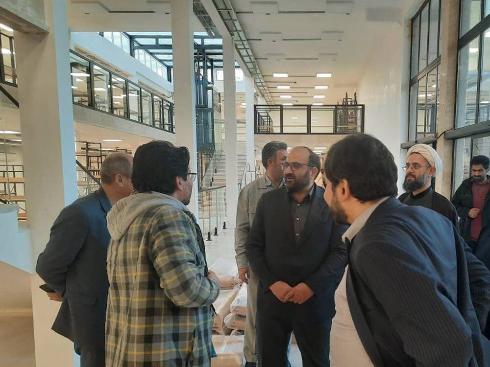 سفر یک روزۀ مدیرعامل و معاونان بنیاد ۱۵ خرداد به استان قم سفر یک روزۀ مدیرعامل و معاونان بنیاد ۱۵ خرداد به استان قم