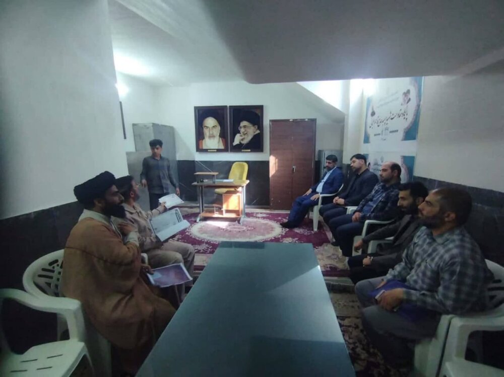 بازدید دبیر قرارگاه تحول و توانمند سازی محلات از از خانه های 2020 محله شهرستان کاشان بازدید دبیر قرارگاه تحول و توانمند سازی محلات از از خانه های 2020 محله شهرستان کاشان