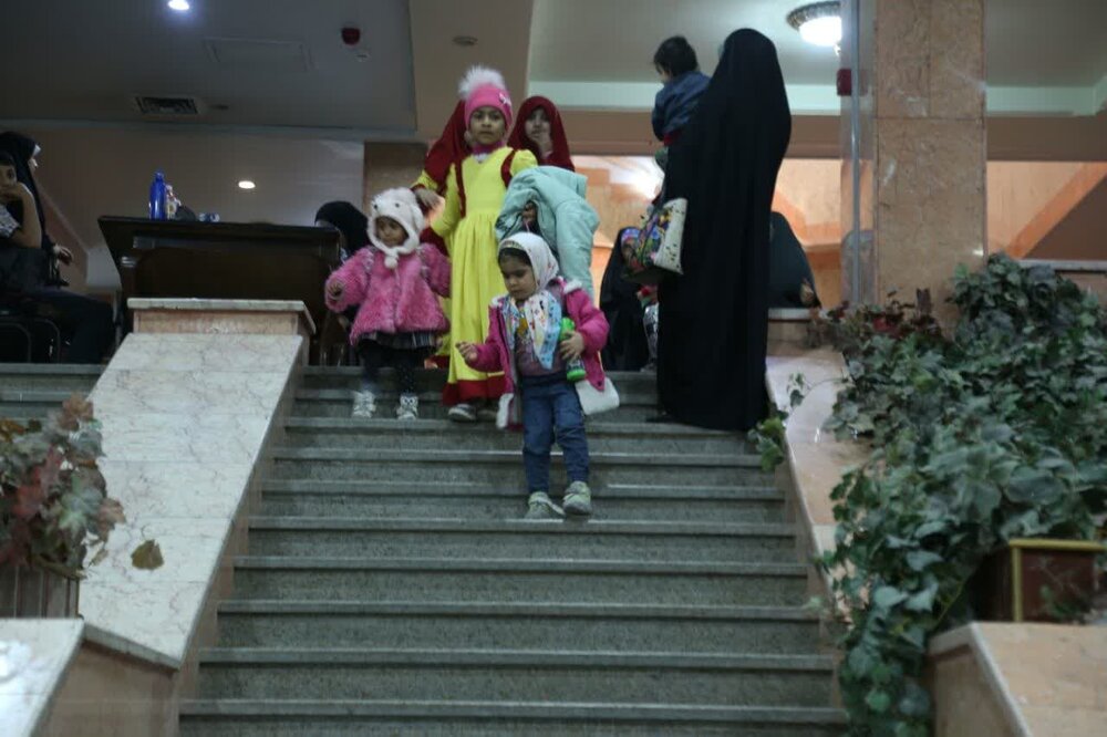 برگزاری همایش بزرگ نشان افتخار مادری و پویش ملی لبخند احسان در آستانه