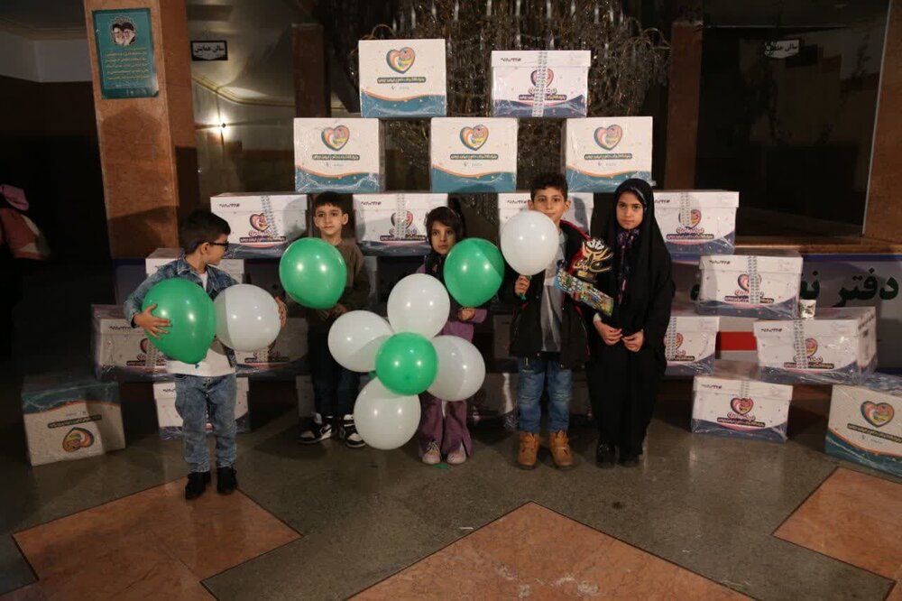 برگزاری همایش بزرگ نشان افتخار مادری و پویش ملی لبخند احسان در آستانه