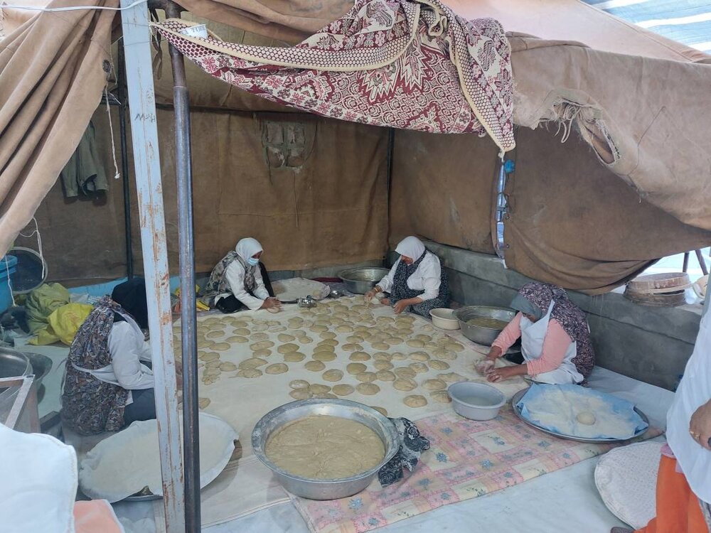 اعزام خادمین موکب "به عشق حاج قاسم " از شهرستان سرایان به کرمان