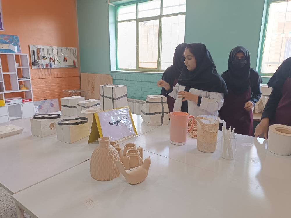 آغاز به فعالیت مدرسه تولید و مهارت قرارگاه عدالت آموزشی و تربیتی بنیاد احسان در باغستان فردوس