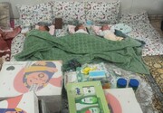 اهدای بسته حمایتی به خانواده دارای فرزند سه قلو در استان البرز