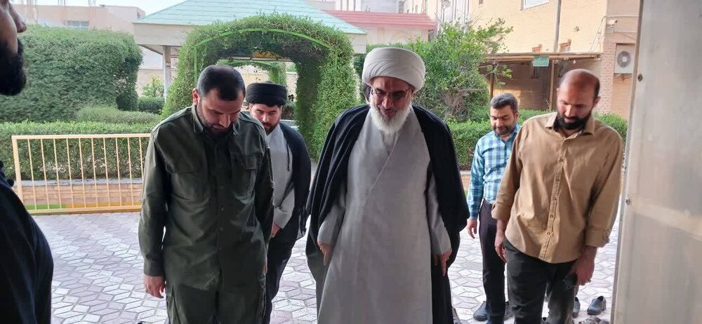 تجلیل از پیشگامان عرصه احسان و نیکوکاری استان بوشهر