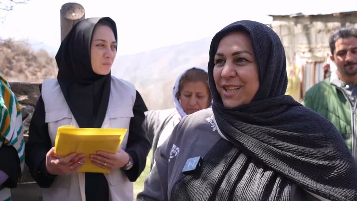 وقتی با یک گل بهار شد/ تحقق آرزوی بانوی کشاورز مازندرانی برای کاشت گل محمدی