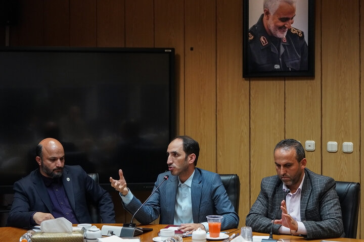 دیدار رئیس ستاد اجرایی فرمان امام با وزیر آموزش و پرورش