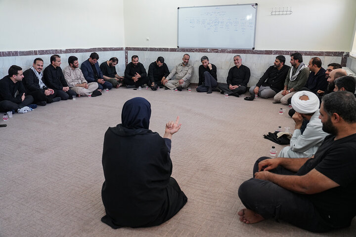 بازدید فتاح از خدمات ستاد اجرایی فرمان امام در مرز مهران / قرارگاه مرکزی برکت الحسین مهران