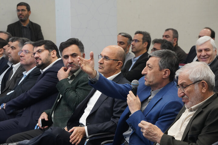 نشست سراسری مدیران ستاد اجرایی فرمان امام