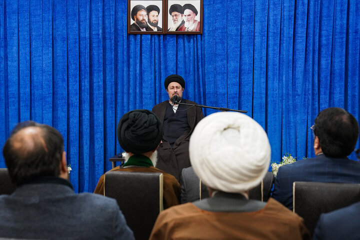 دیدار رئیس و کارکنان ستاد اجرایی فرمان امام با حجت الاسلام و المسلمین سید حسن خمینی