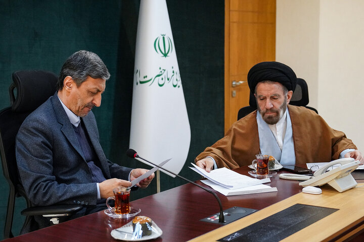 دیدار نماینده ولی فقیه و استاندار لرستان با رئیس ستاد اجرایی فرمان امام