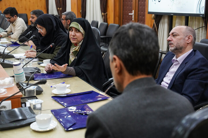 بازدید رئیس ستاد اجرایی فرمان امام از پژوهشگاه رویان