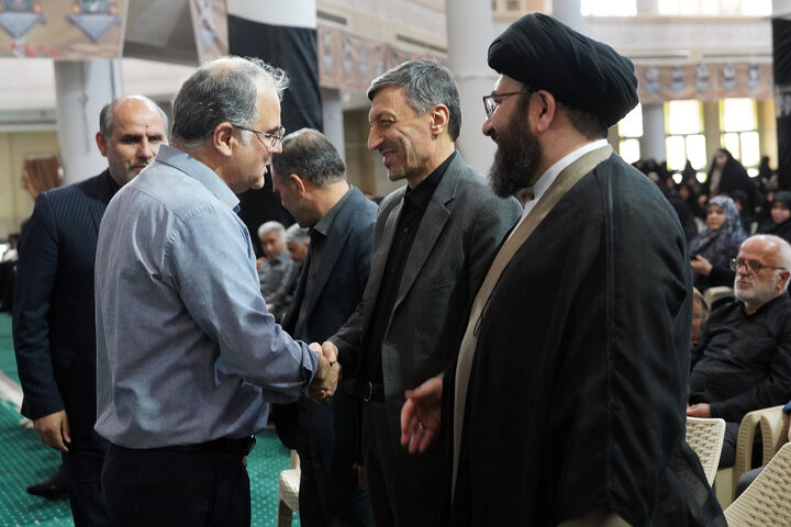 سخنرانی رئیس ستاد اجرایی فرمان امام در مراسم گرامیداشت شهدای خدمت در زنجان 