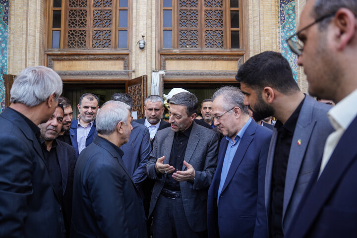 حضور رئیس ستاد اجرایی فرمان امام در مراسم گرامیداشت شهدای خدمت در تبریز