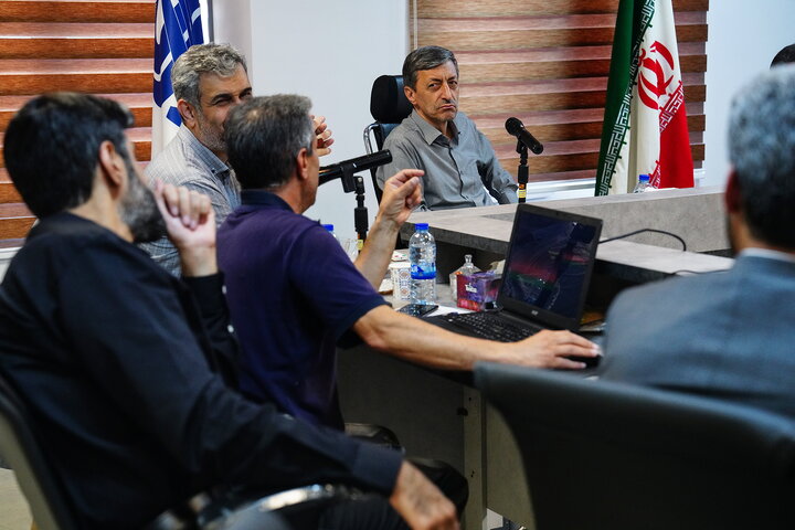 بازدید رئیس ستاد اجرایی فرمان امام از کارخانه سپنتای مرند