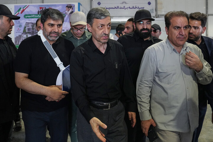 بازدید فتاح از روند خدمت‌رسانی ستاد اجرایی فرمان امام در مرز مهران