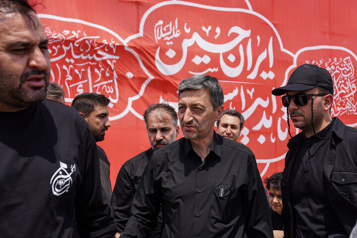 بازدید فتاح از روند خدمت‌رسانی ستاد اجرایی فرمان امام در مرز مهران