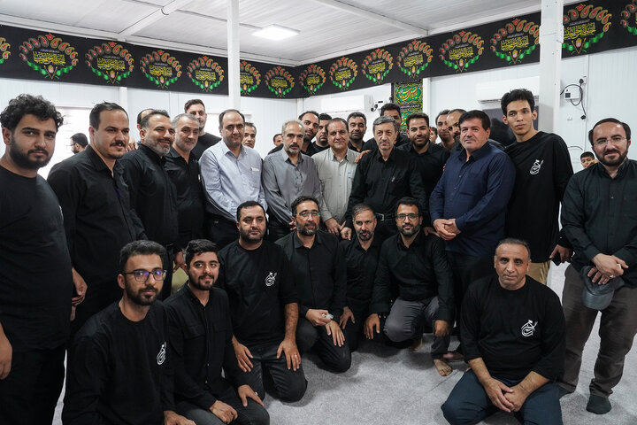 بازدید فتاح از روند خدمت‌رسانی ستاد اجرایی فرمان امام در مرز مهران