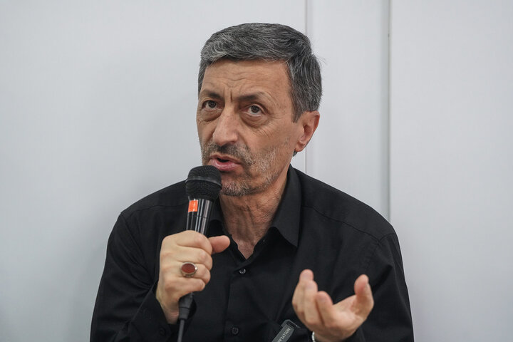 بازدید فتاح از روند خدمت‌رسانی ستاد اجرایی فرمان امام در مرز مهران