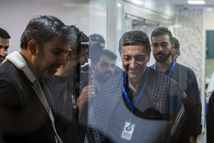 بازدید فتاح از خدمت‌رسانی بیمارستان سیار برکت در طریق الحسین