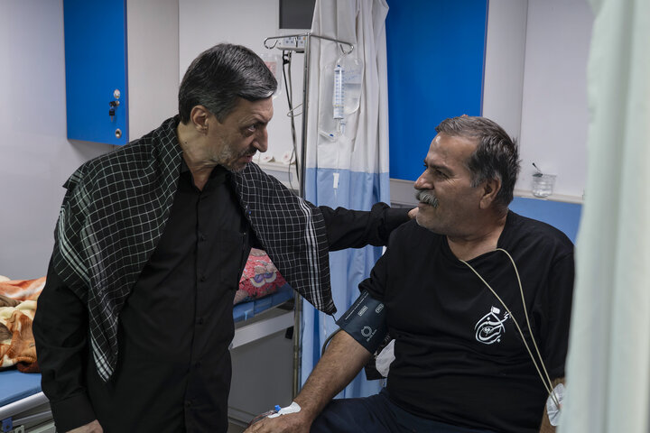 بازدید فتاح از خدمت‌رسانی بیمارستان سیار برکت در طریق الحسین