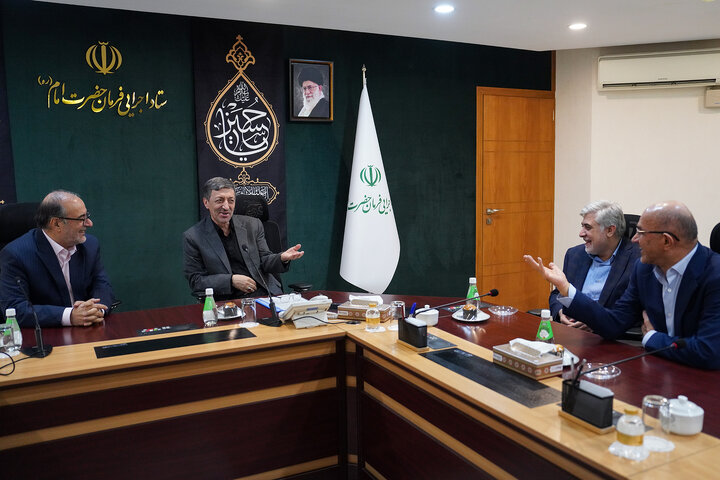 دیدار رئیس صندوق توسعه ملی با رئیس ستاد اجرایی فرمان امام