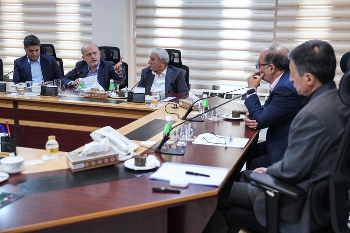 دیدار رئیس صندوق توسعه ملی با رئیس ستاد اجرایی فرمان امام