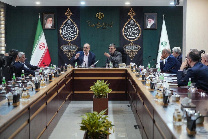 دیدار رئیس صندوق توسعه ملی با رئیس ستاد اجرایی فرمان امام