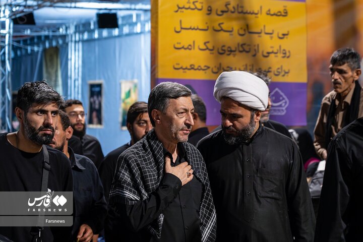 از نگاه رسانه/ خدمت‌رسانی بیمارستان سیار برکت در عمود ۹۸۹ به زائران اربعین حسینی