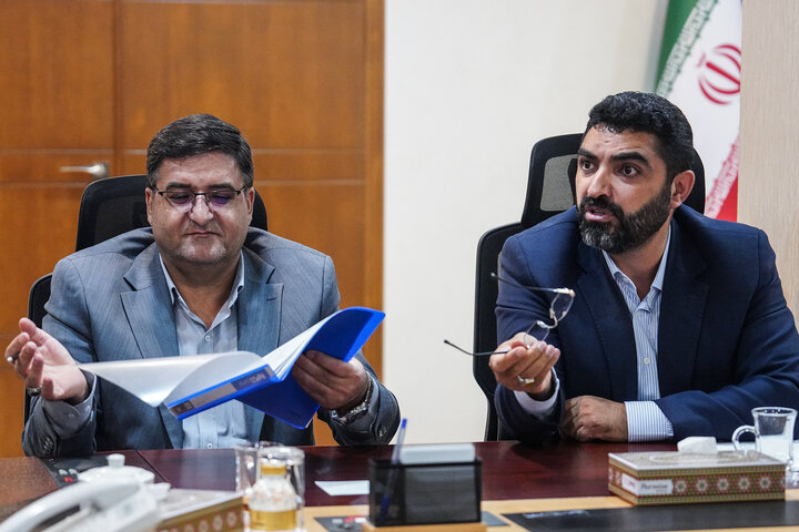 جعفر مردانی استاندار و احمد راستینه نماینده مردم شهرکرد، بن و سامان در مجلس شورای اسلامی