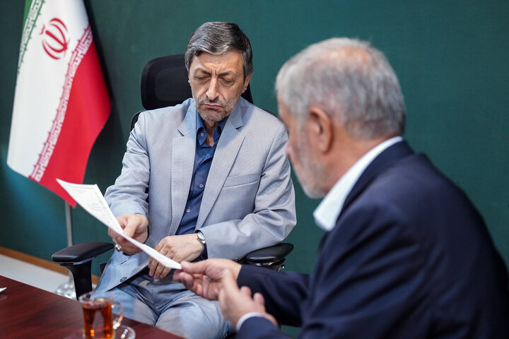 دیدار محمدصالح جوکار نماینده مردم یزد و اشکذر در مجلس شورای اسلامی با رئیس ستاد اجرایی فرمان امام