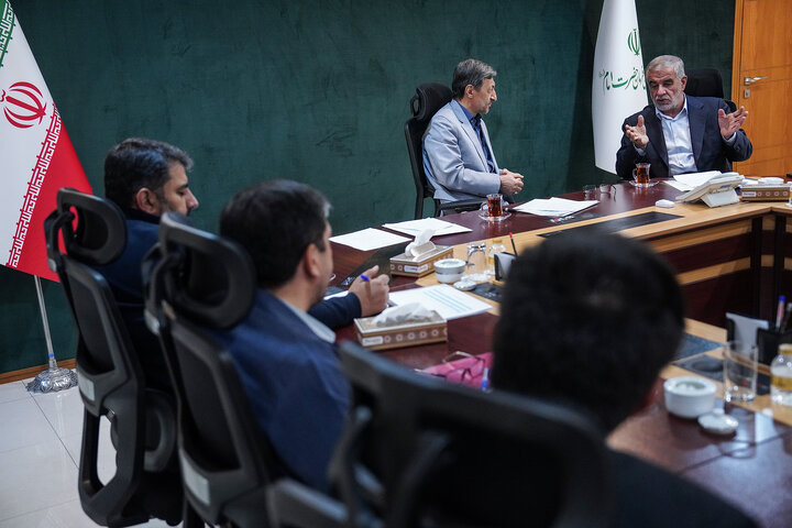 دیدار محمدصالح جوکار نماینده مردم یزد و اشکذر در مجلس شورای اسلامی با رئیس ستاد اجرایی فرمان امام