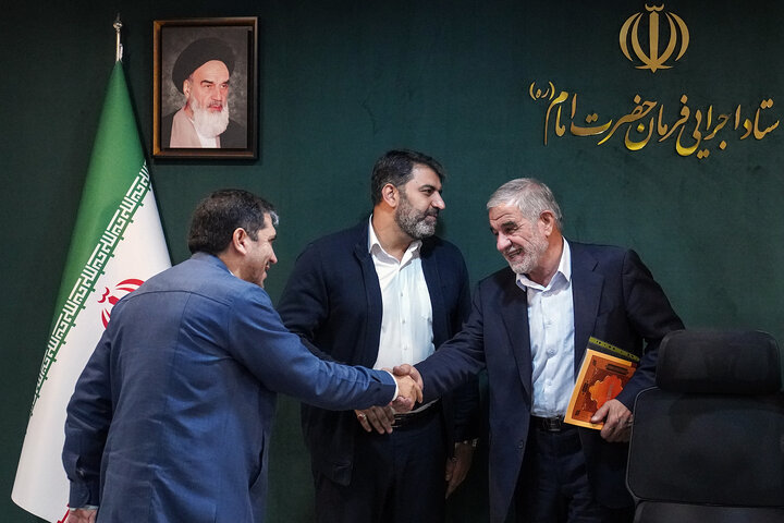 دیدار محمدصالح جوکار نماینده مردم یزد و اشکذر در مجلس شورای اسلامی با رئیس ستاد اجرایی فرمان امام