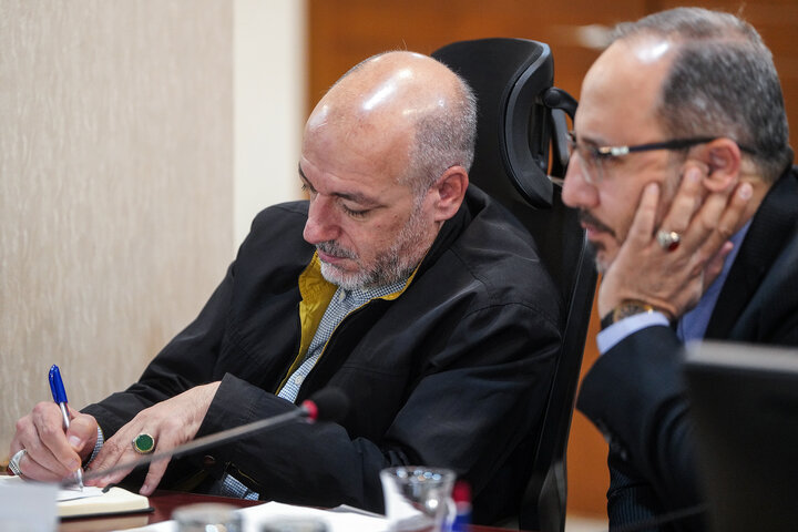 بررسی عملکرد شرکت فولاد شهید جهان‌آرا