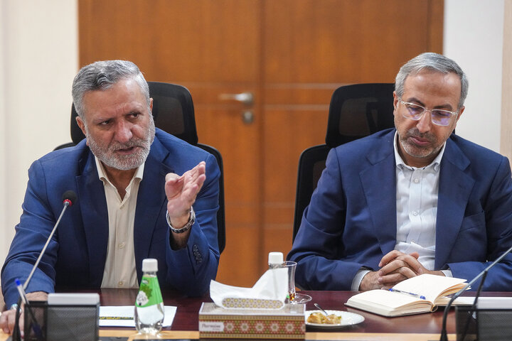 بررسی عملکرد شرکت‌های تولید نیروی برق آبادان و اروند