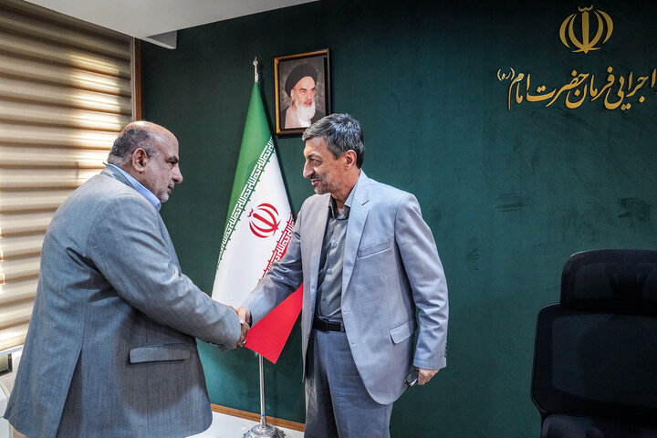 بررسی عملکرد کاغذ سبز خوزستان و قند شهدای دزفول