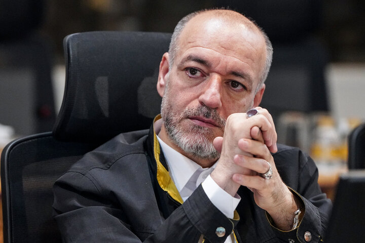 بررسی عملکرد کاغذ سبز خوزستان و قند شهدای دزفول