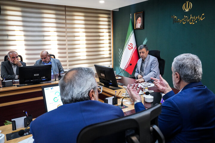 بررسی عملکرد کاغذ سبز خوزستان و قند شهدای دزفول