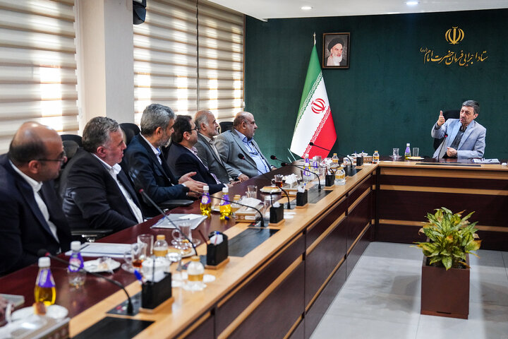 بررسی عملکرد کاغذ سبز خوزستان و قند شهدای دزفول