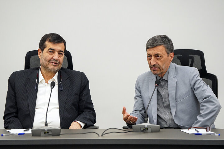 دیدار وزیر ورزش و جوانان با رئیس ستاد اجرایی فرمان امام