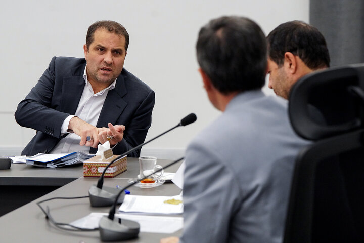 دیدار وزیر ورزش و جوانان با رئیس ستاد اجرایی فرمان امام