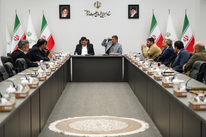 دیدار وزیر ورزش و جوانان با رئیس ستاد اجرایی فرمان امام