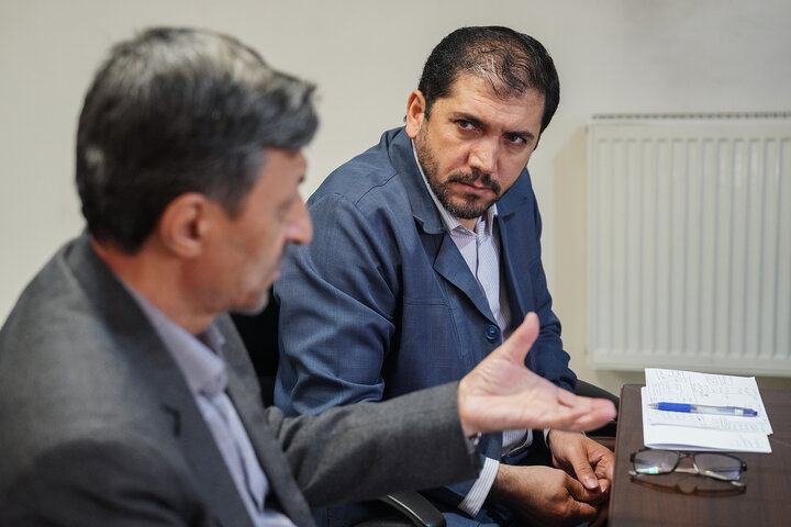 جلسه سید پرویز فتاح رئیس ستاد اجرایی فرمان امام با مدیران ستاد اجرایی فرمان امام در استان اصفهان