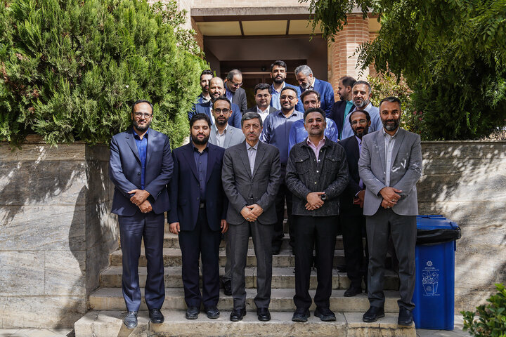 بررسی ‌طرح‌های موسسه دانش بنیان برکت با حضور رئیس ستاد اجرایی فرمان امام