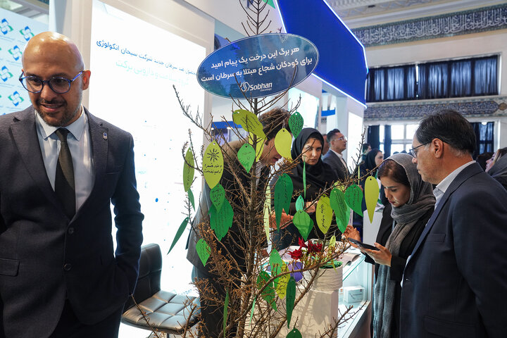 حضور گروه سلامت و دارویی برکت در دهمین نمایشگاه ایران فارما