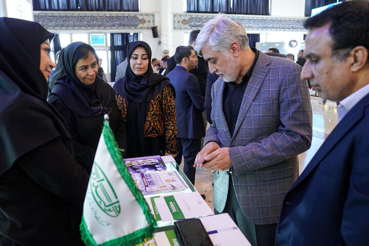 حضور گروه سلامت و دارویی برکت در دهمین نمایشگاه ایران فارما