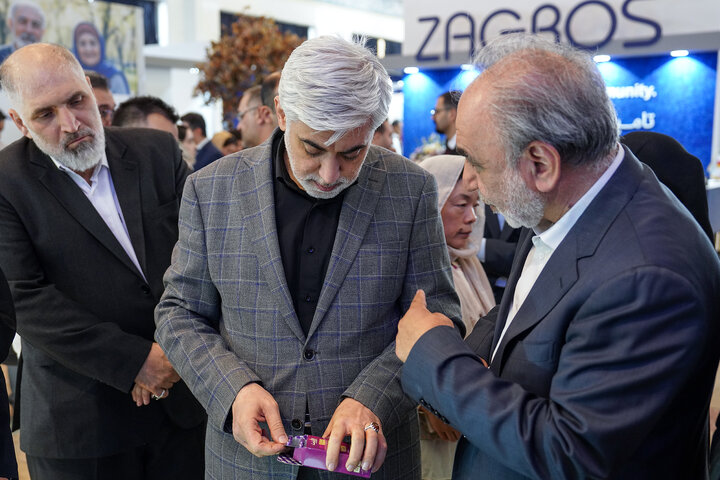 حضور گروه سلامت و دارویی برکت در دهمین نمایشگاه ایران فارما