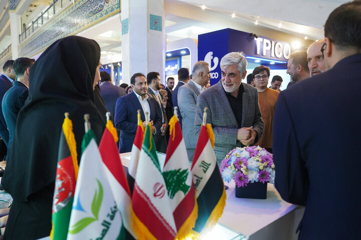 حضور گروه سلامت و دارویی برکت در دهمین نمایشگاه ایران فارما