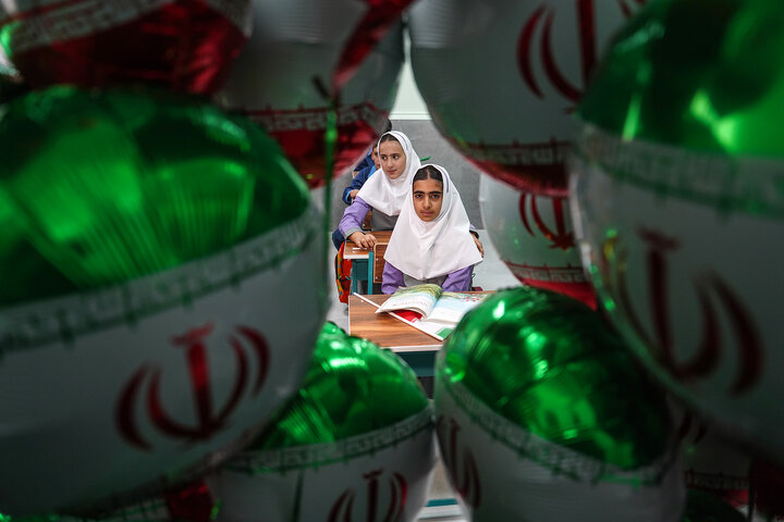 جشن پایان مدارس کانکسی ایران با حضور رئیس ستاد اجرایی فرمان امام و وزیر آموزش و پرورش