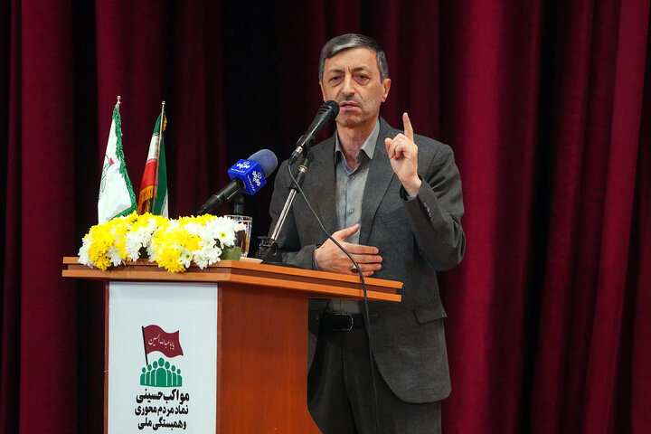 آیین تکریم از خادمان اربعین حسینی