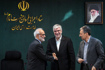 جلسه روسای نهادهای انقلاب اسلامی به میزبانی ستاد اجرایی فرمان امام